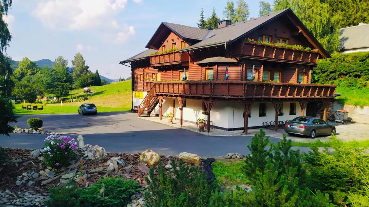 Pension Grizzly Ludvíkov Dış mekan fotoğraf